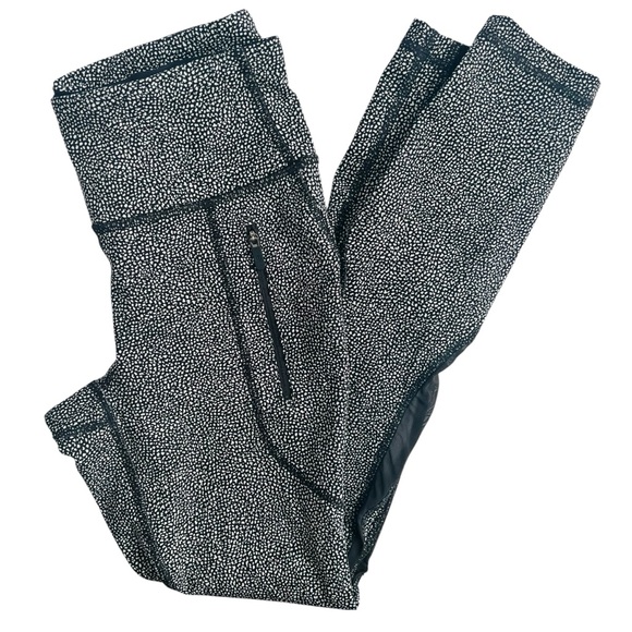 Lululemon Invigorate Chakra Print Luxtreme Zipper Pocket Leggings - Picture 4 of 9